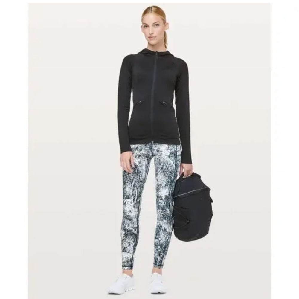 Lululemon Wunder under leggings size 8💕💕